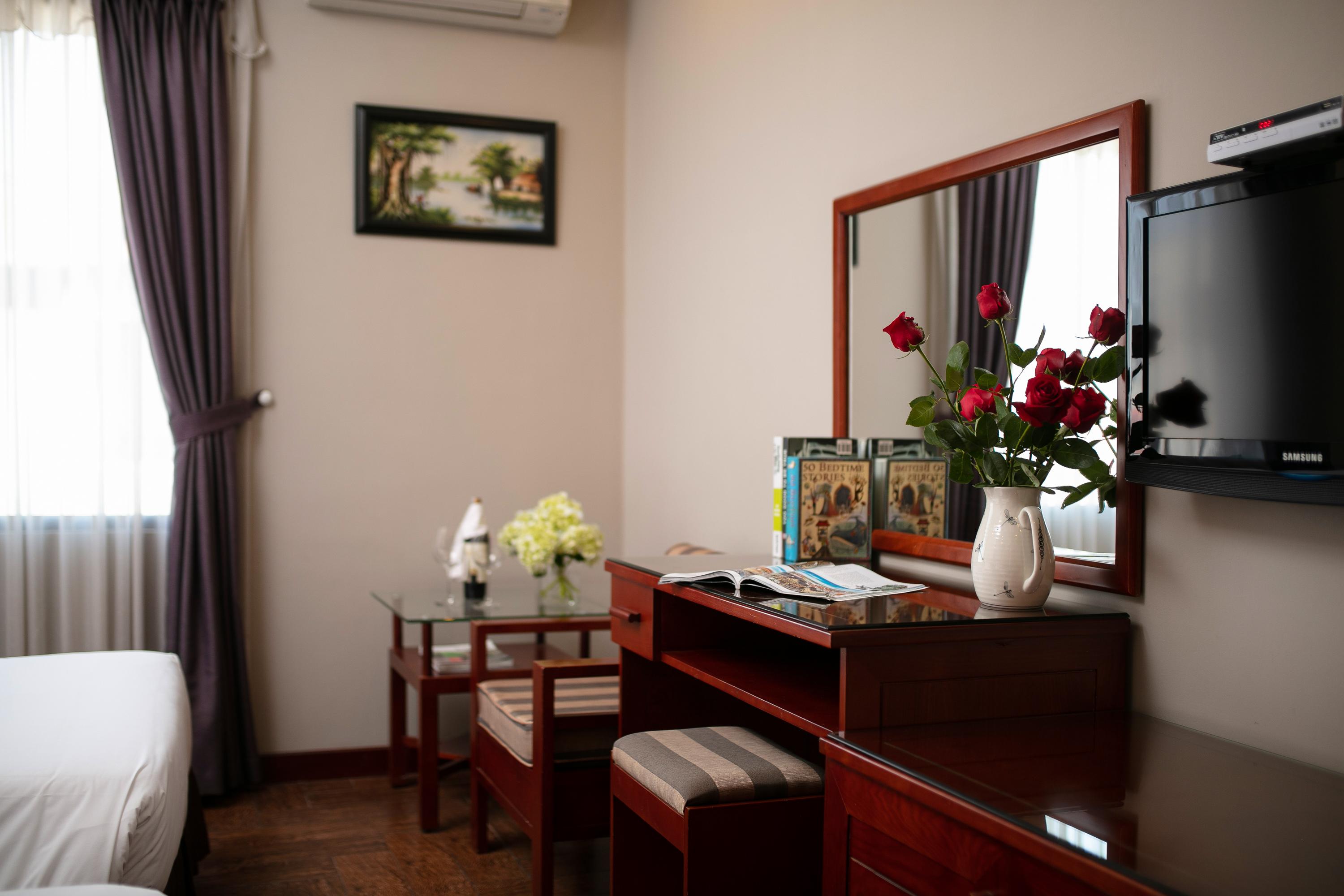 Sen Hotel - Managed By Sen Hotel Group Hanoï Extérieur photo